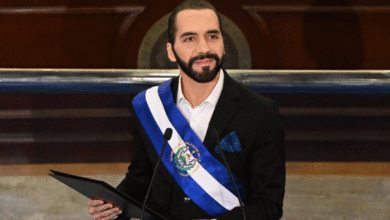 Nayib Bkukele